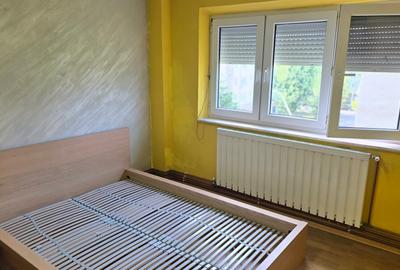 Vand apartament 2 camere decomandat in Deva, zona Pescarilor ( ITM), et 3 - 8