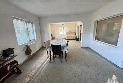 Casa de vanzare - Movilita, jud. Ialomita - 2000 mp teren, proprietate la buleva - 10