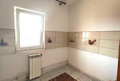 Apartament 3 camere 68mp Bradet -garaj langa bloc Pret 88.000eur neg - 4