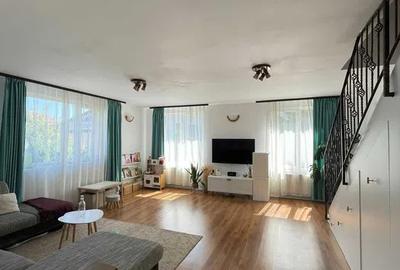 Apartament cu 4 camere semidecomandat în Europa