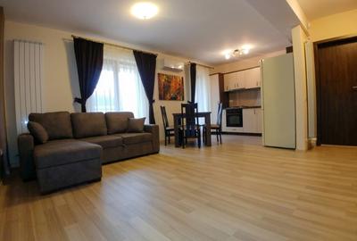 Apartament cu 3 camere decomandat, mobilat în City Park Mall