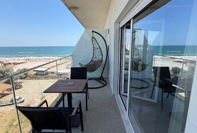 Studio Lux prima linie la mare in White Tower Mamaia - 10