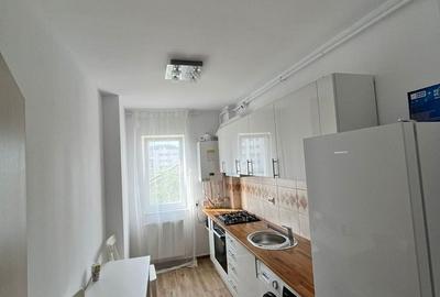 Apartament 2 camere decomandat, parcare subterana, 15 minute metrou - 9