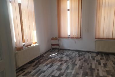Casă cu 2 camere în Ștefan cel Mare