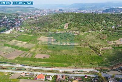 Teren Construcții intravilan de 11400 mp, în Dej