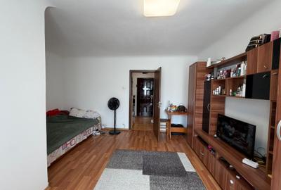 Garsoniera Titan 30 Mp Etaj 9 Bloc 1972 Reabilitat 10 Min Metrou - 2