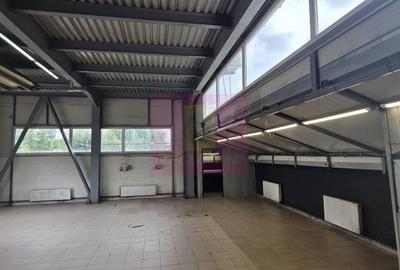 Spațiu comercial, de 240 mp, în Cornu