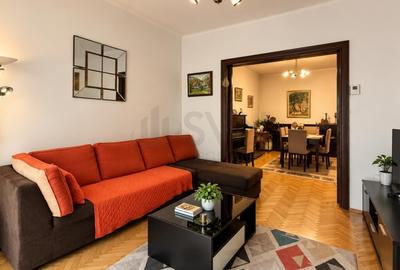 Apartament cu 3 camere semidecomandat, mobilat în Armeneasca