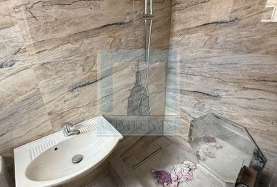 Apart. la  casa , 4 camere, mobilate/utilate - zona Brașovul Vechi - 14