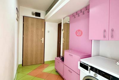SE INCHIRIAZA micro-apartament tineresc, 2 camere, etaj 4 (cu sarpanta), situat - 5