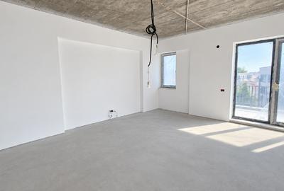 Apartament cu 3 camere decomandat în Dacia