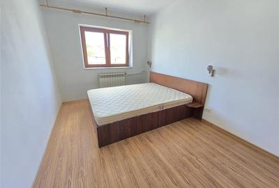 Apartament 2 camere decomandat, zona Gara, Strapungere Silvestru (etaj intermedi - 3