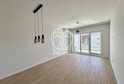 Apartament cu 3 camere decomandat în Exterior Vest