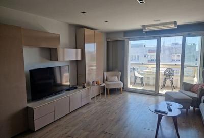 Apartament cu 3 camere decomandat, mobilat în Nerva Traian