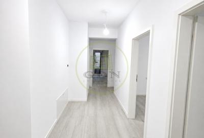 Apartament cu 3 camere decomandat, mobilat în Tractorul