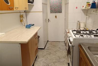 Apartament cu 3 camere semidecomandat în Zimbru
