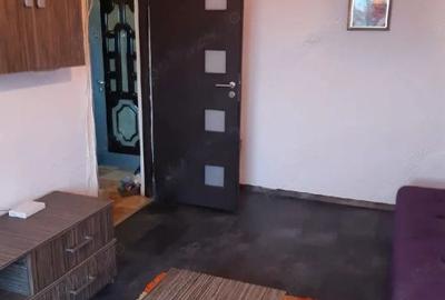 Apartament cu 2 camere decomandat, mobilat în Rahova