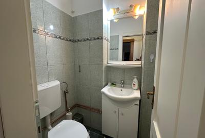 Apartament cu 4 camere de închiriat - 7