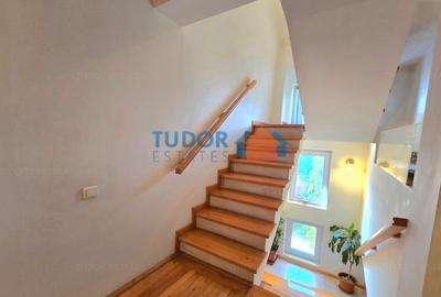Vilă elegantă cu 5 dormitoare, grădină privată de 500 mp, terasă și garaj - 15