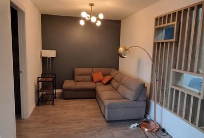 Apartament cu 2 camere semidecomandat, mobilat în Pipera