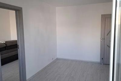 Apartament 3 camere, semidecomandat, zona TOMIS NORD - 2
