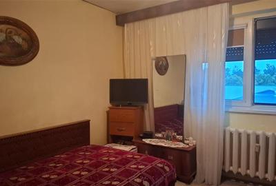 Apartament 3 camere, et.3, Piata Sud - 4