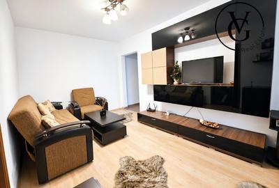Apartament cu 3 camere semidecomandat, mobilat în Casa de Cultură