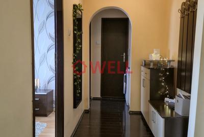 APARTAMENT CU 3 CAMERE DE ÎNCHIRIAT - 2