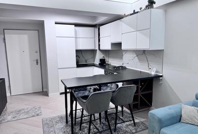Apartament cu 2 camere semidecomandat, mobilat în Pipera
