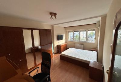 Apartament cu 2 camere decomandat în Rogerius