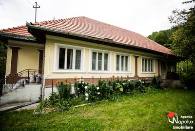 Casă individuală cu 3 camere în Valea Ierii