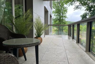 Apartament cu 3 camere decomandat în Voluntari