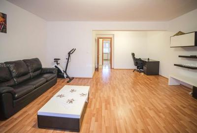 Apartament cu 3 camere decomandat, mobilat în Drumul Taberei