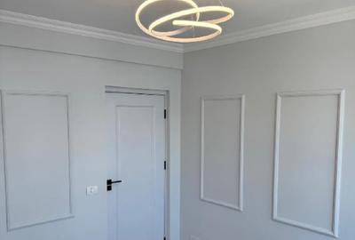 Apartament cu 3 camere semidecomandat în Cișmigiu