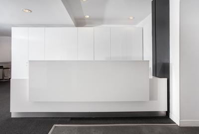 Acces la un spațiu de birou profesional pentru 10 persoane în Regus Charles de - 3