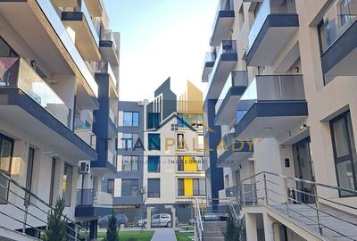 Apartament cu 3 camere decomandat în Theodor Pallady