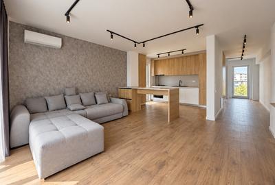 Apartament cu 3 camere decomandat, mobilat în Dacia