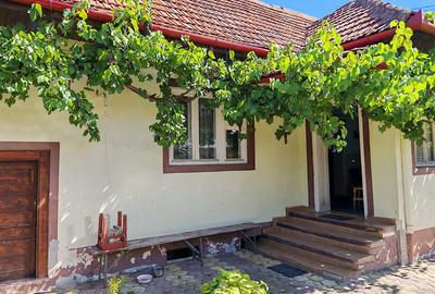 Râșnov - zona Eminescu, casa cu 1000 mp teren. - 2