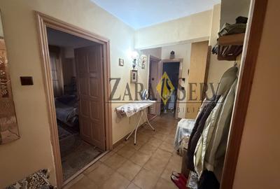 Apartament 3 camere decomandat - 9