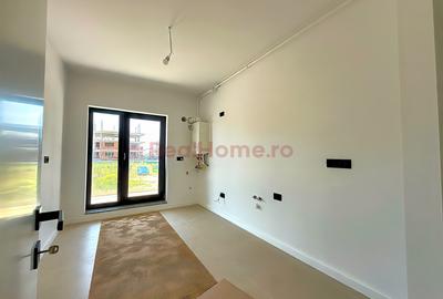 Apartament cu 3 camere decomandat în Theodor Pallady