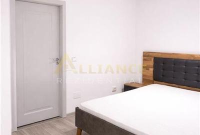 Apartament cu 2 camere semidecomandat, mobilat în Central