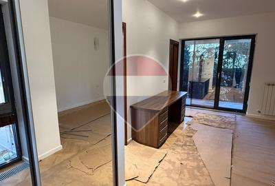 INCHIRIERE Apartament cu 3 camere + curte in zona Primaverii - 9