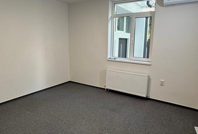 De inchiriat Imobil având 9 camere ,suprafață de 285 mp. Cantemir langa Metrou - 15