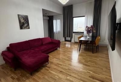 Apartament cu 3 camere semidecomandat, mobilat în Calea Victoriei