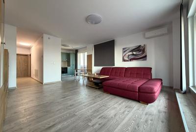 Penthouse cu 2 camere semidecomandat, mobilat în Aradului
