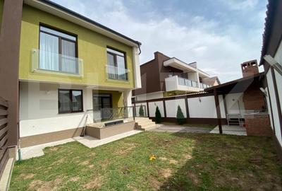 Casă individuală cu 4 camere în Vest