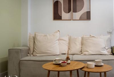 Apartament cu 4 camere în P-ța Universității