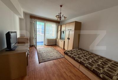 Apartament cu 3 camere decomandat, mobilat în Unirii