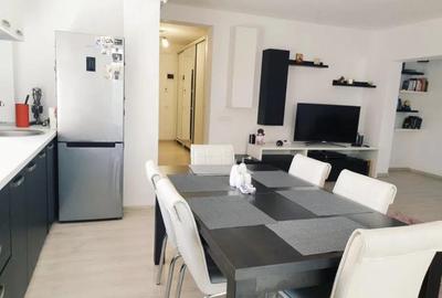 Apartament cu 3 camere decomandat în Valea Lupului