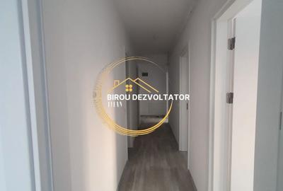 Apartament cu 3 camere decomandat în Theodor Pallady